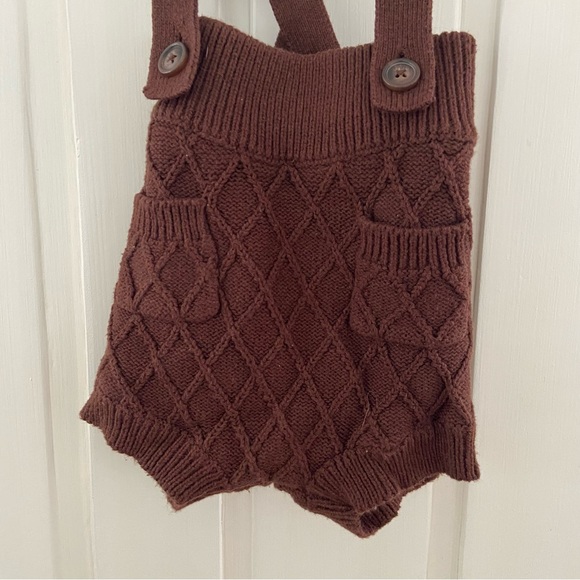 Jamie Kay Knit Overall Shorts - Picture 5 of 7